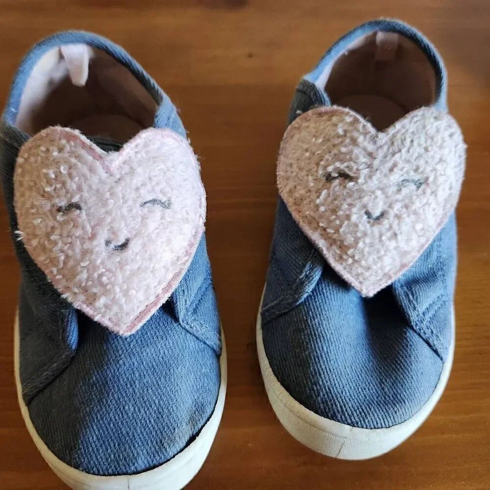 Carters girls toddler size 12 blue canvas pink fuzzy cutie smile happy heart sho